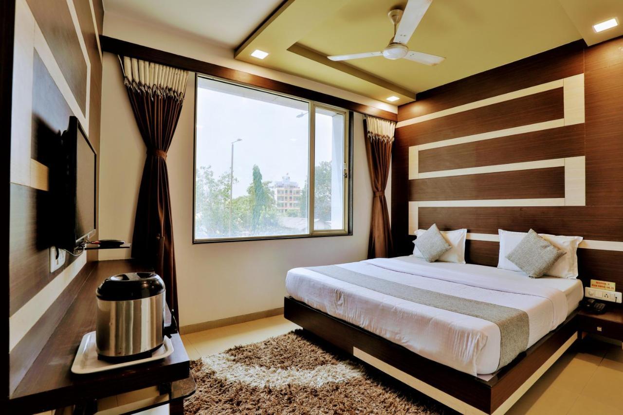 Hotel Planet Vadodara Zewnętrze zdjęcie