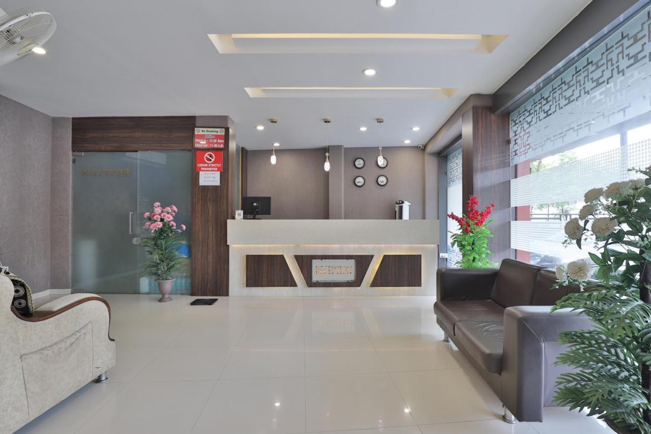 Hotel Planet Vadodara Zewnętrze zdjęcie
